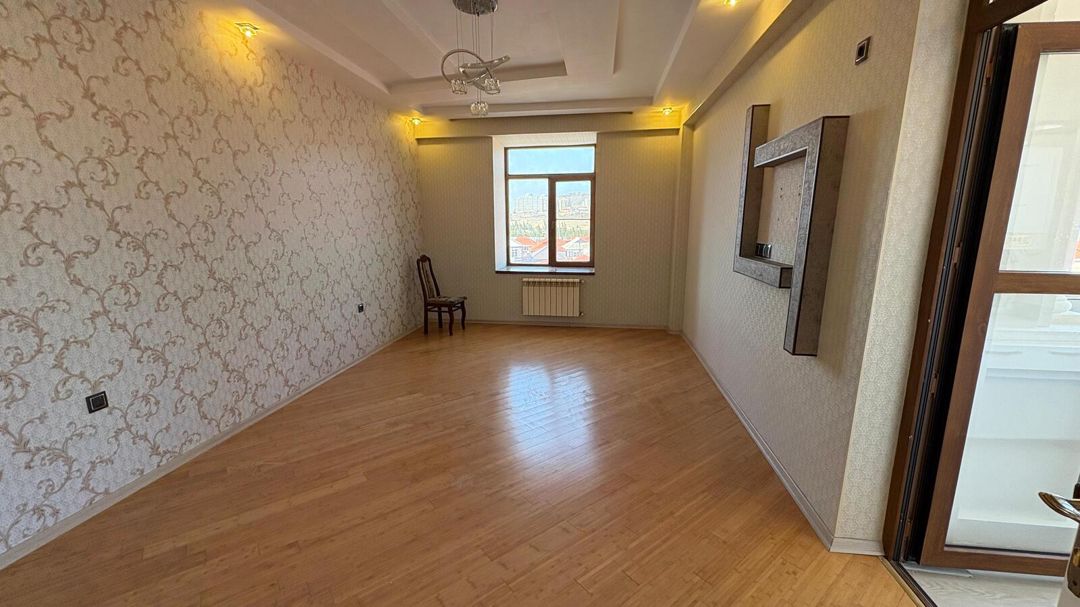 Satılır 3 otaqlı yeni tikili 130 m² — Mənzil, Bakı (5)
