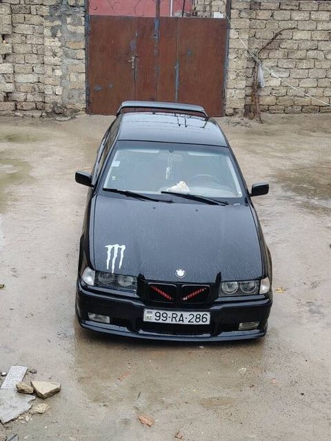 BMW 320, 2.0 L, 1992 il, 325 888 km — Bakı