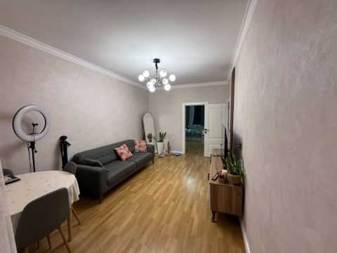 Satılır 2 otaqlı köhnə tikili 50 m² — Bakı