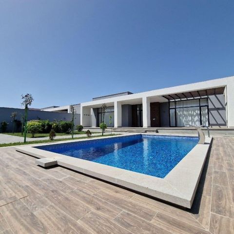 İcarəyə verilir 4 otaqlı həyət evi/bağ evi 240 m² — Bakı