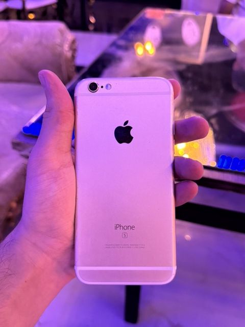 IPhone 6s, Rose Gold, Barmaq izi — Bakı