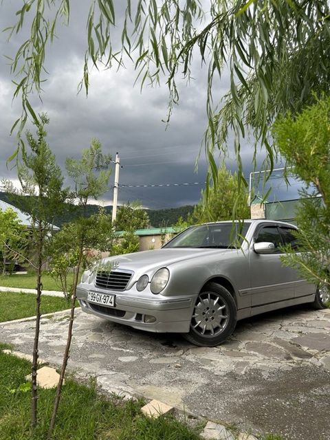Mercedes E 220, 2.2 L, 2000 il, 470 000 km — Göyçay