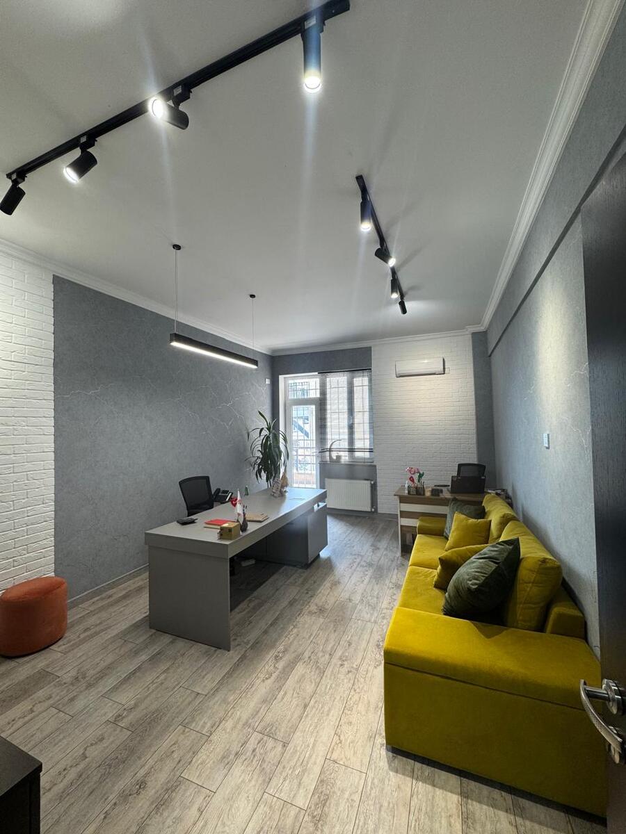 İcarəyə verilir 8 otaqlı ofis 370 m² — Ofis, Bakı (5)
