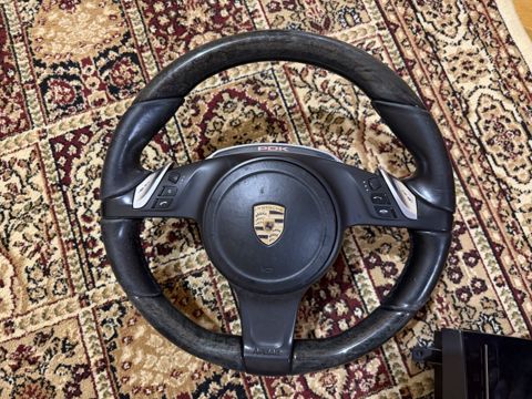 Porsche Panamera sükanı — Bakı