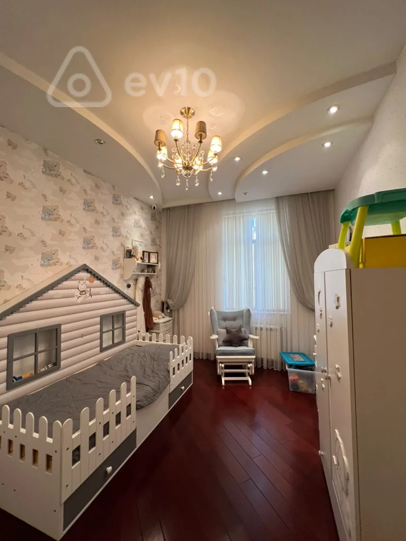 4 otaqlı mənzil, 217 m², Murtuza Muxtarov — Mənzil, Bakı (4)