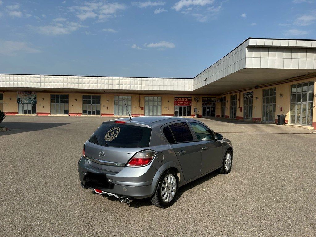 Opel Astra, 1.4 L, 2009 il, 270 000 km — Avtomobillər, Şəki (9)
