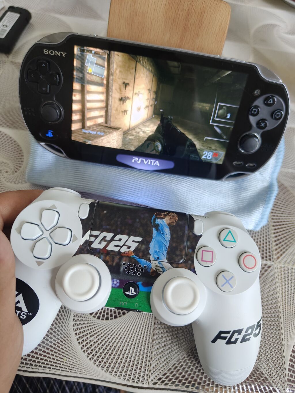 Sony PS Vita (əl konsolu) + simsiz gamepad dəsti - Model: Sony PS — Portativ oyun konsoləri, Bakı (8)