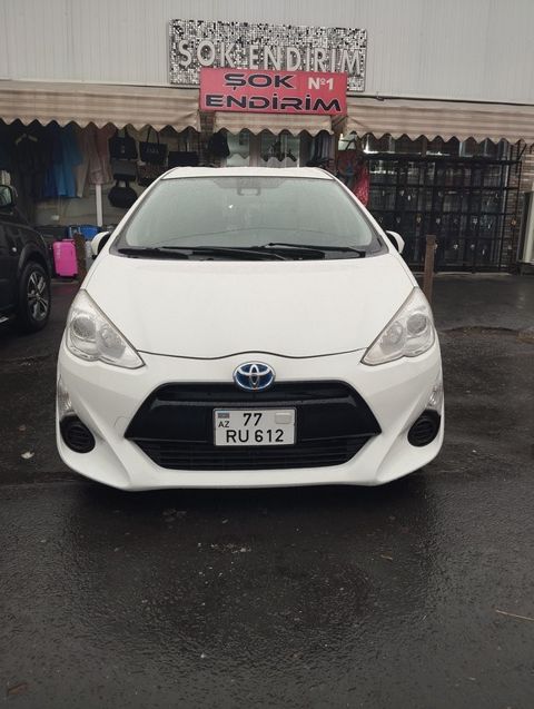 Toyota Aqua, 1.5 L, 0.9 kWh, 2016 il, 141 000 km — Zaqatala