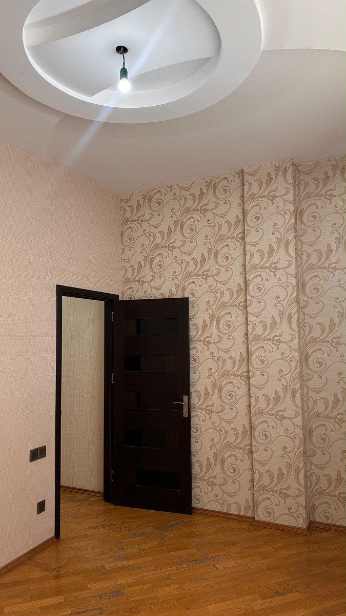 İcarəyə verilir 3 otaqlı köhnə tikili 96 m² — Mənzil, Bakı (4)