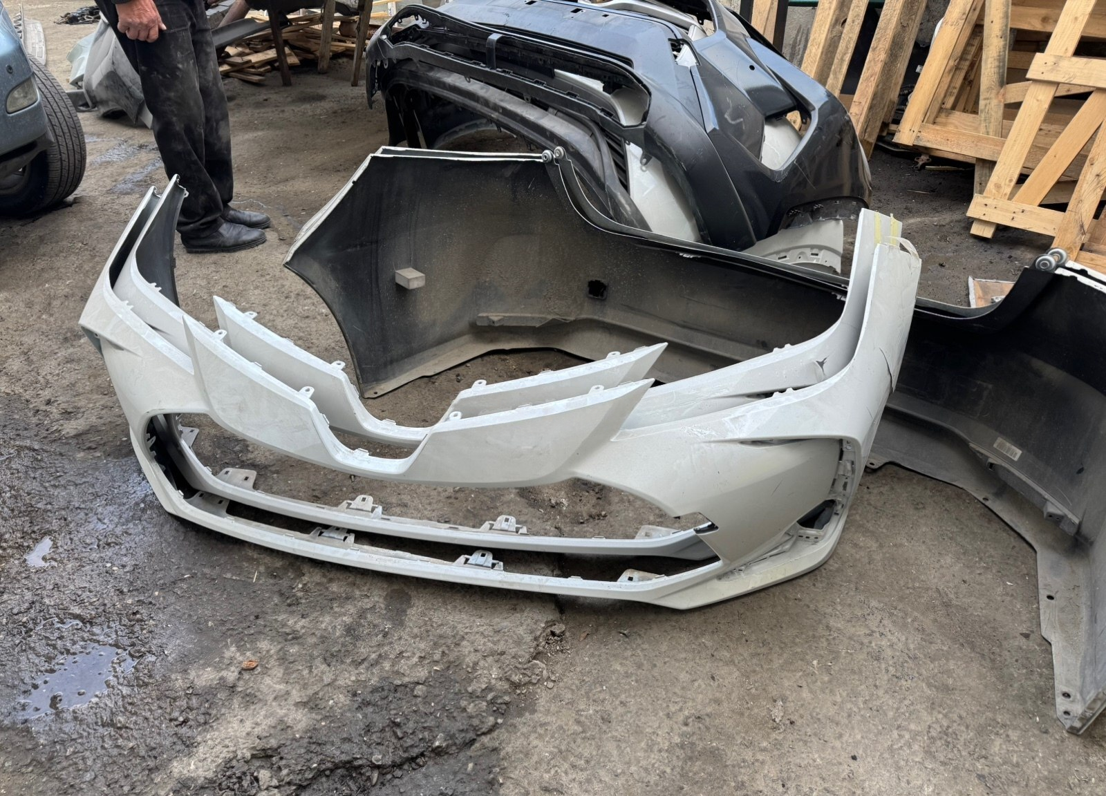 Ön bufer Toyota Corolla 2018-2025 — Bakı