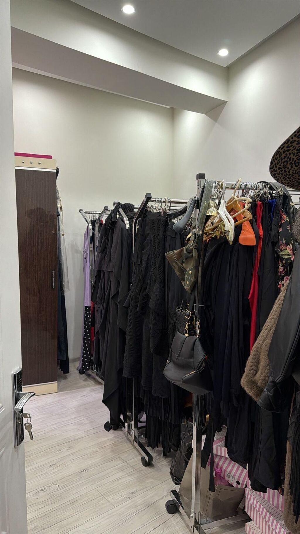Yasamal, 3 otaqlı, Yeni tikili, m. İnşaatçılar, 82 kv. m — Mənzil, Bakı (8)