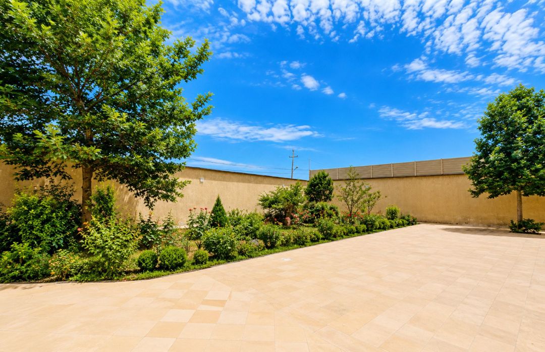 Satılır 6 otaqlı həyət evi/bağ evi 400 m² — Ev, villa, Bakı (4)