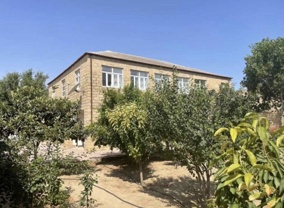 Satılır 9 otaqlı həyət evi/bağ evi 400 m² — Ev, villa, Bakı (8)