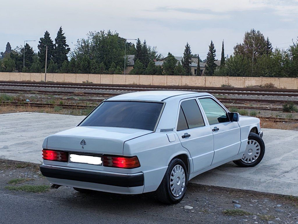 Mercedes 190, 2.0 L, 1991 il, 214 518 km — Avtomobillər, Bərdə (11)