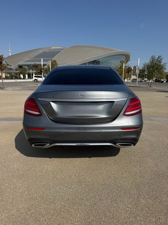 Mercedes E 220 d, 2.0 L, 2017 il, 127 000 km — Avtomobillər, Bakı (5)