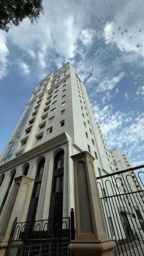 Satılır 2 otaqlı yeni tikili 92 m² — Bakı