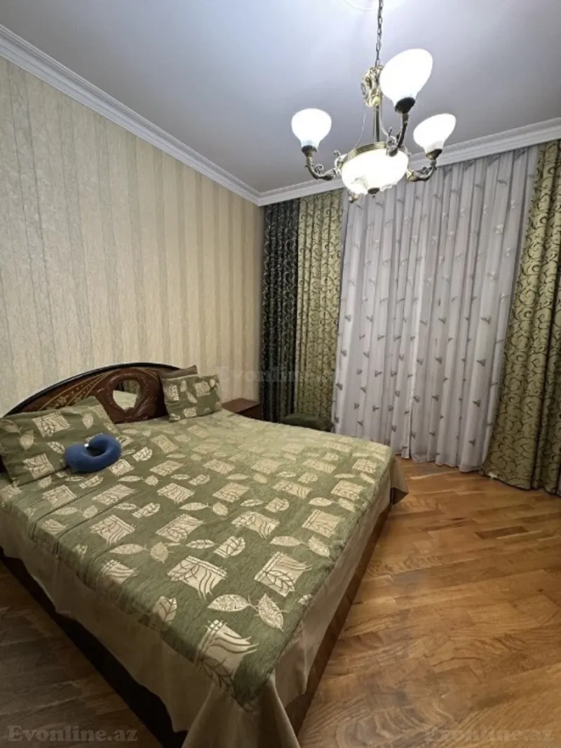 Satılır 3 otaqlı Mənzil Köhnə tikili 73 m² Bakı, Nərimanov r., Nəriman Nərimanov m — Mənzil, Bakı (6)