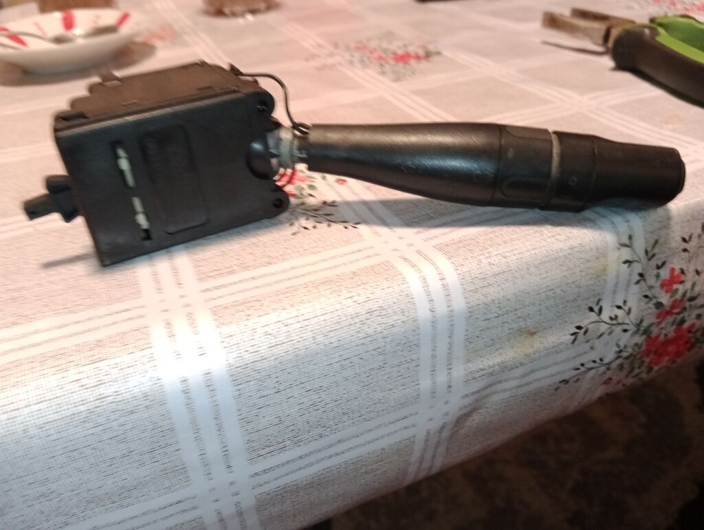 Məhsul: Aftomobi isiq idare etme çubuğu — Salon detalları, Bakı (2)