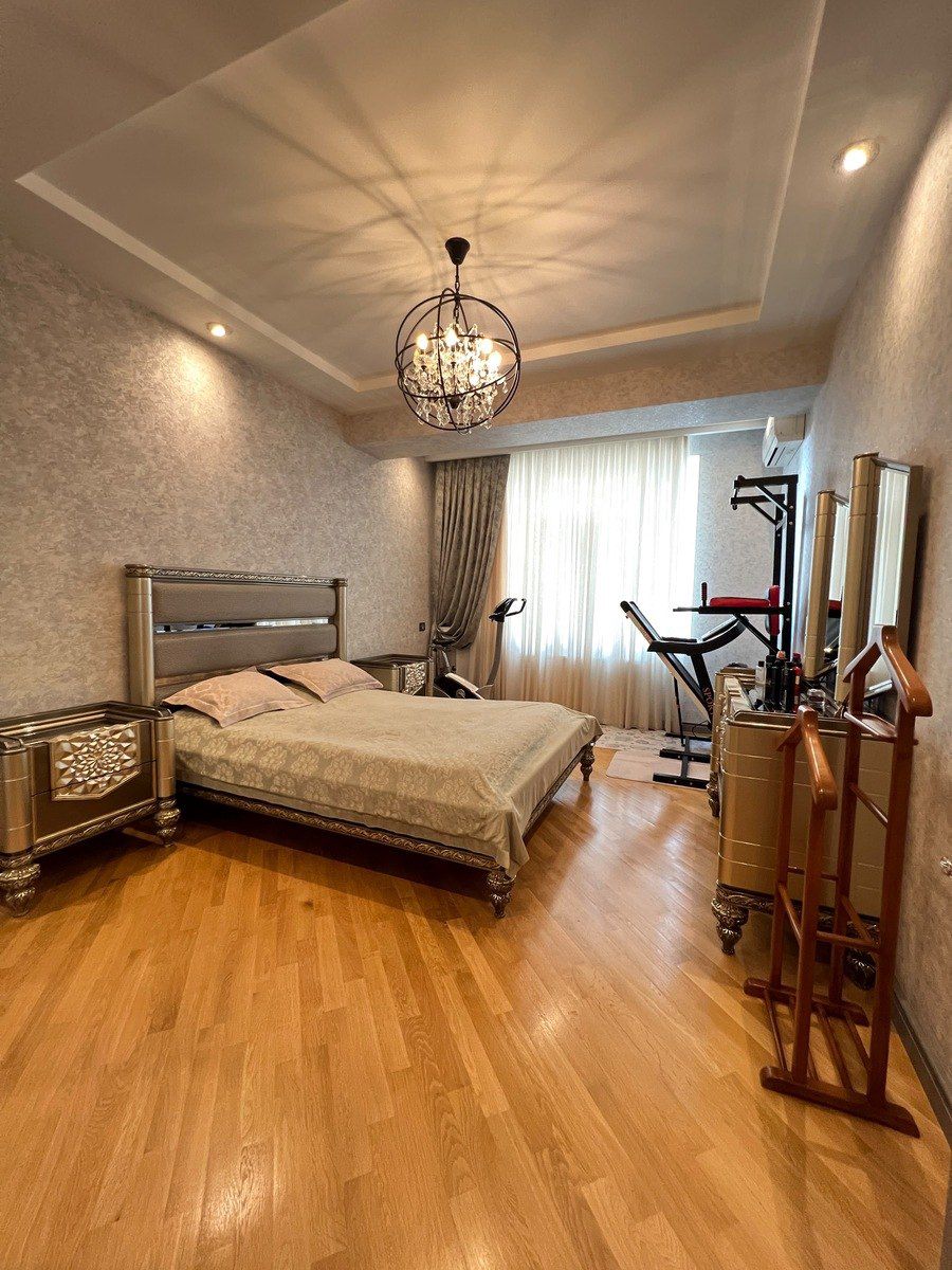 Satılır 5 otaqlı yeni tikili 225 m² — Mənzil, Bakı (12)