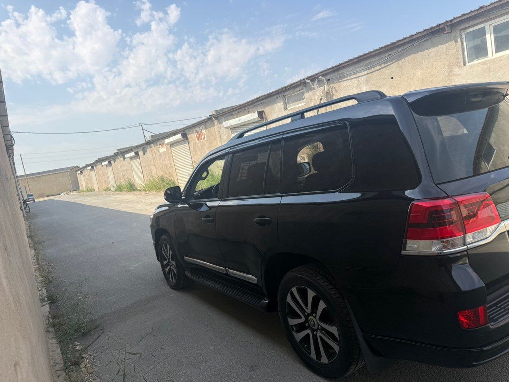 Toyota Land Cruiser, 4.0 L, 2017 il, 230 000 km — Avtomobillər, Bakı (6)