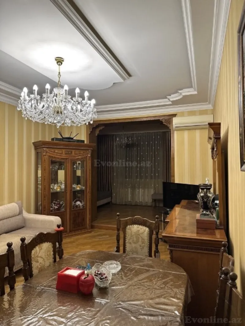 Satılır 3 otaqlı Mənzil Köhnə tikili 73 m² Bakı, Nərimanov r., Nəriman Nərimanov m — Mənzil, Bakı (3)