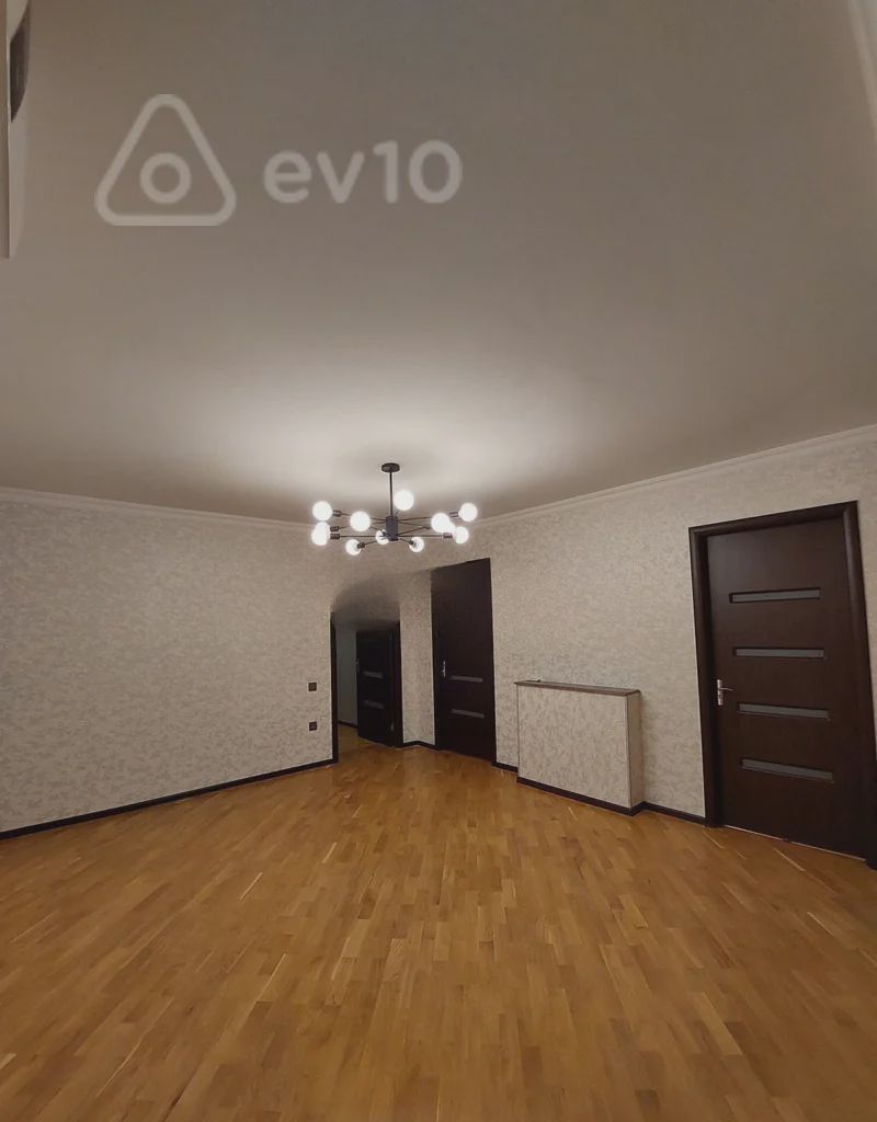 For sale: 3-room apartment (old building), 67 m² — Mənzil, Bakı (9)