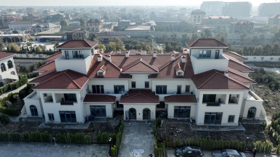 Satılır 4 otaqlı yeni tikili 198 m² — Mənzil, Bakı (2)