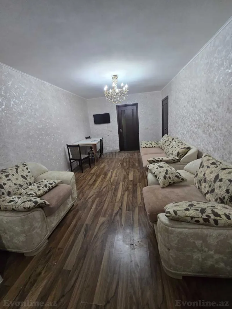 Kirayə verilir 4 otaqlı Mənzil Köhnə tikili 75 m² Bakı, Nərimanov r., Nəriman Nərimanov m — Bakı