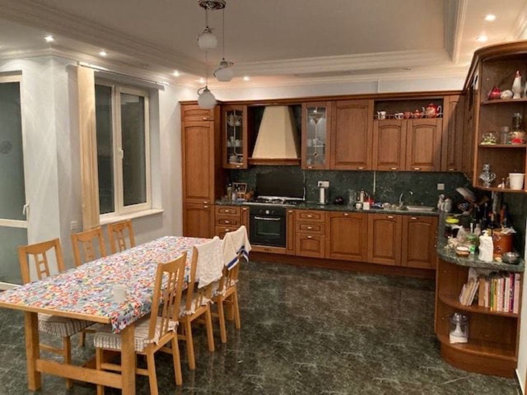 Satılır 7 otaqlı köhnə tikili 470 m² — Mənzil, Bakı (6)