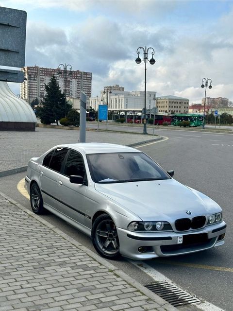 BMW 525, 2.5 L, 2001 il, 325 000 km — Bakı
