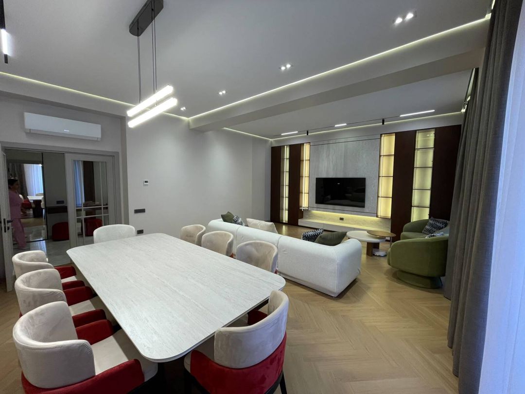 İcarəyə verilir 4 otaqlı yeni tikili 200 m² — Mənzil, Bakı (12)