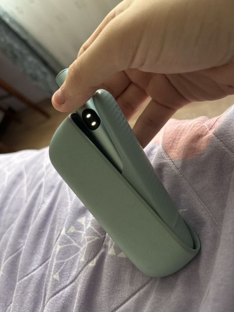 Daşınan mini saç ütüsü – USB ilə yüklənən, kisə ölçüsündə kompakt — Bakı