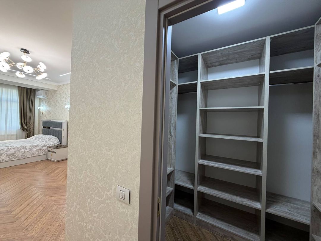 İcarəyə verilir 4 otaqlı yeni tikili 160 m² — Mənzil, Bakı (11)