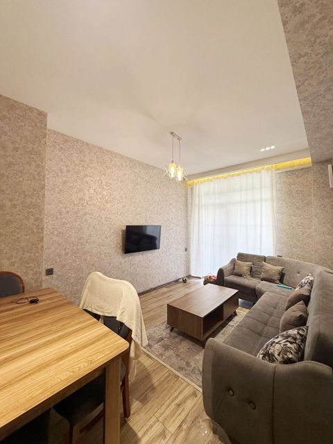 Satılır 2 otaqlı köhnə tikili 57 m² — Bakı