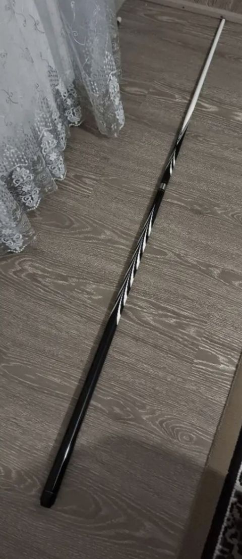 Çox az istifadə olunub 161sm uzunluğu, çəkisi 730qr, 13sm nakleykası — Digah