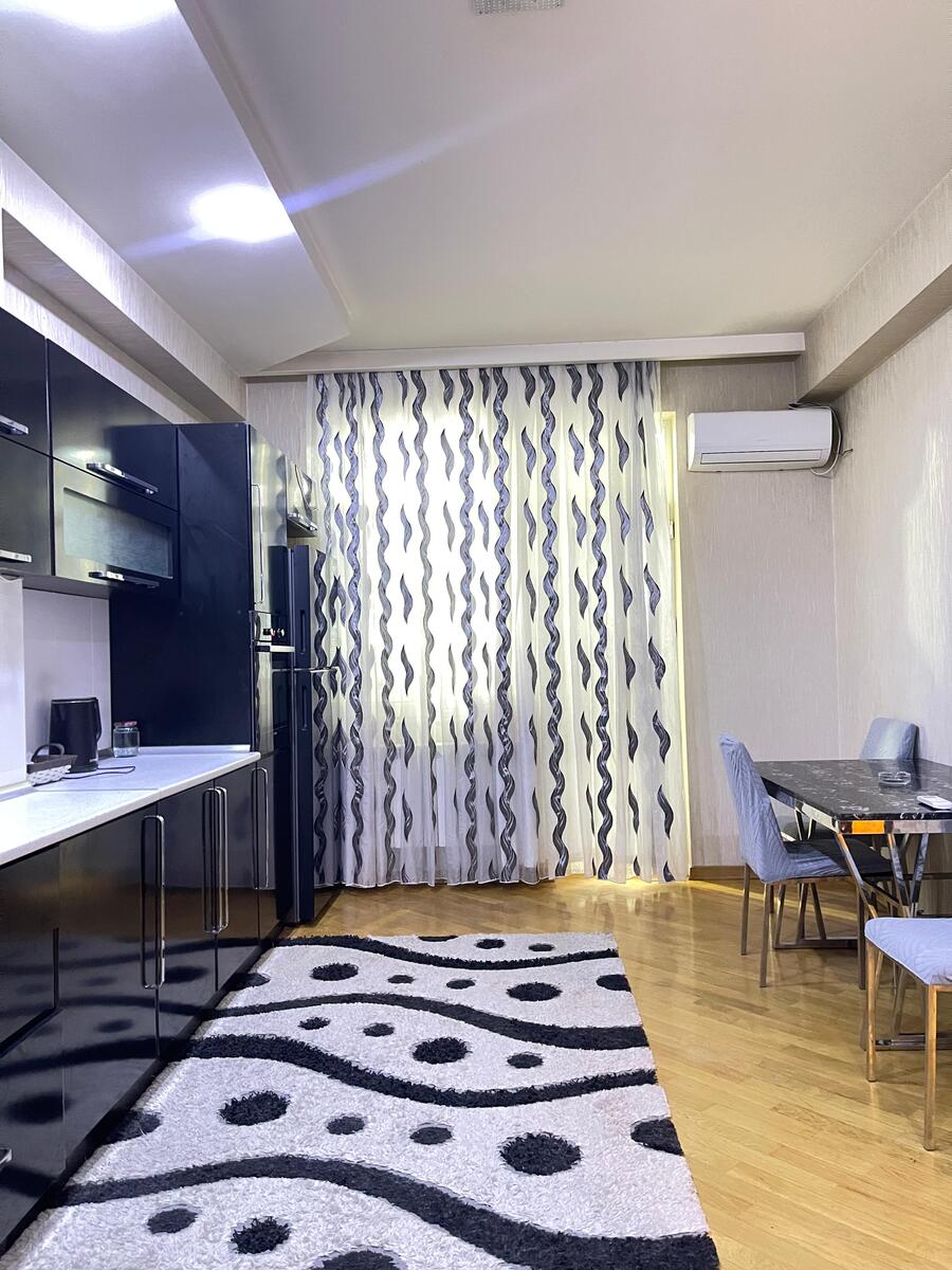 İcarəyə verilir 2 otaqlı yeni tikili 90 m² — Mənzil, Bakı (7)