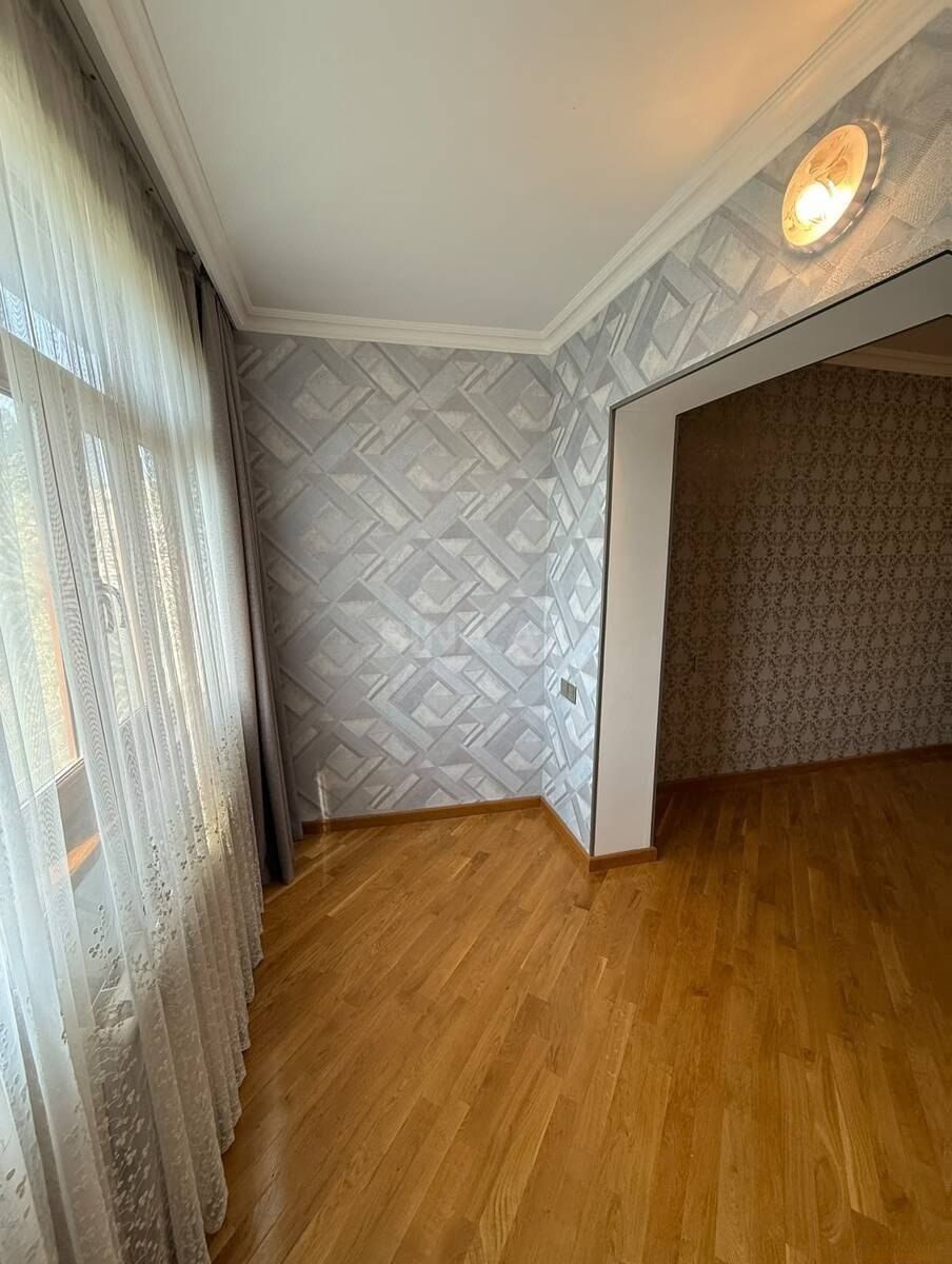 Satılır 2 otaqlı köhnə tikili 65 m² — Mənzil, Bakı (5)