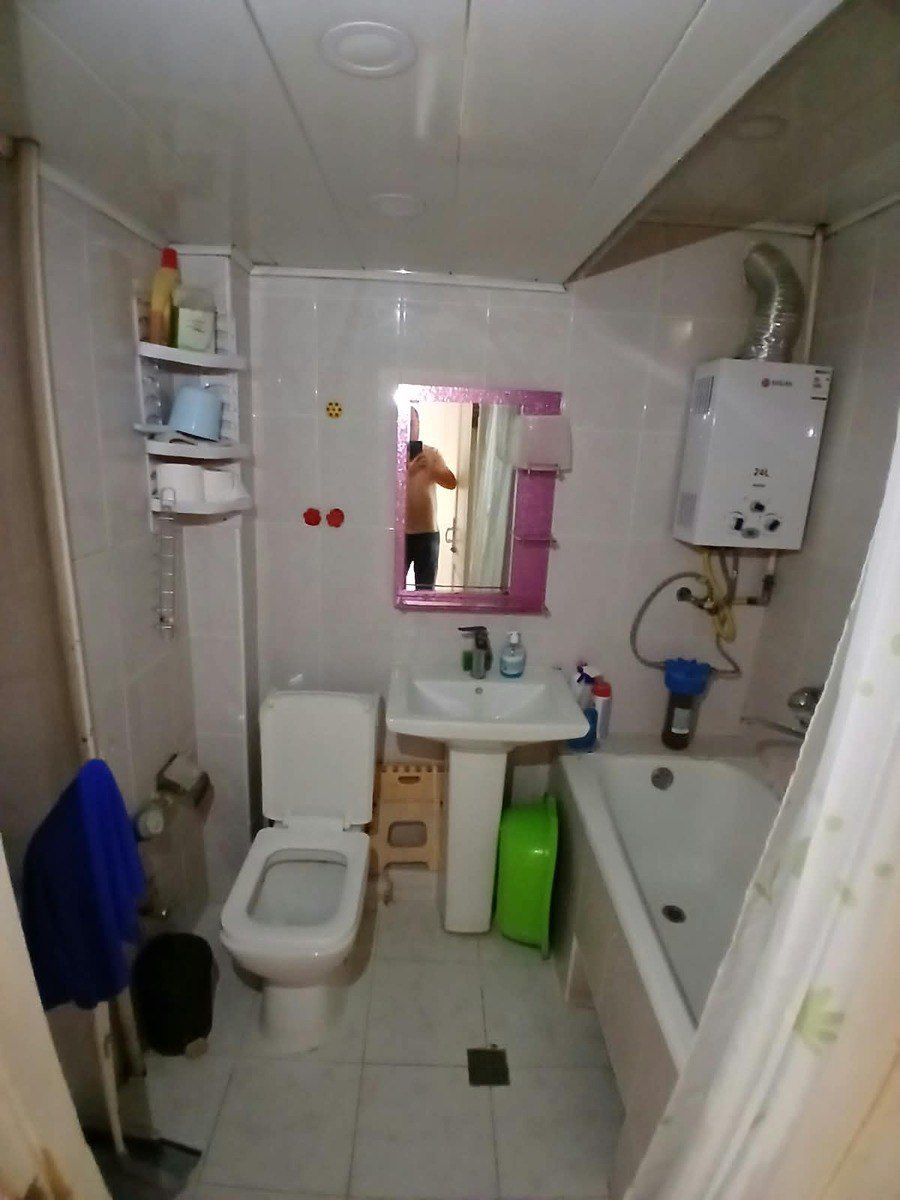 Satılır 2 otaqlı köhnə tikili 45 m² — Mənzil, Bakı (9)