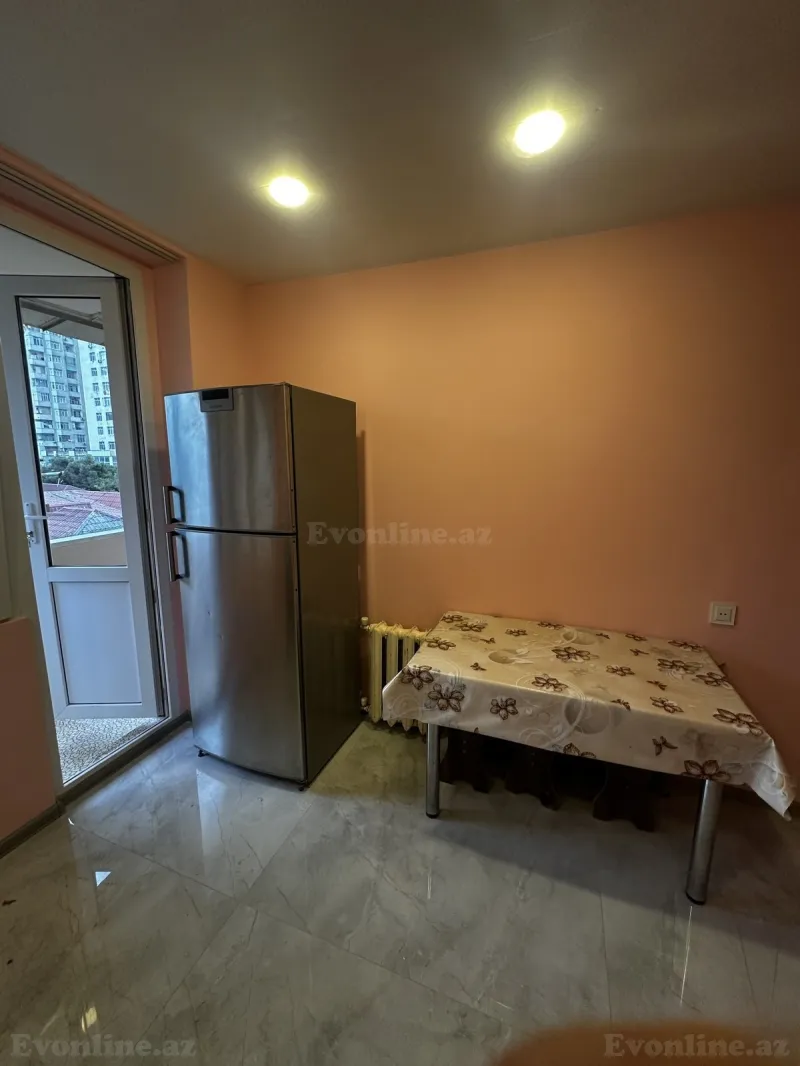 Kirayə verilir 2 otaqlı Mənzil Köhnə tikili 60 m² Bakı, Xətai r., Həzi Aslanov m., Həzi Aslanov — Mənzil, Bakı (4)