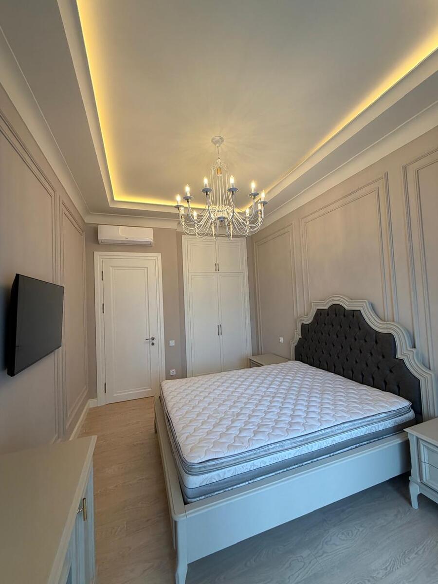 İcarəyə verilir 4 otaqlı yeni tikili 220 m² — Mənzil, Bakı (9)