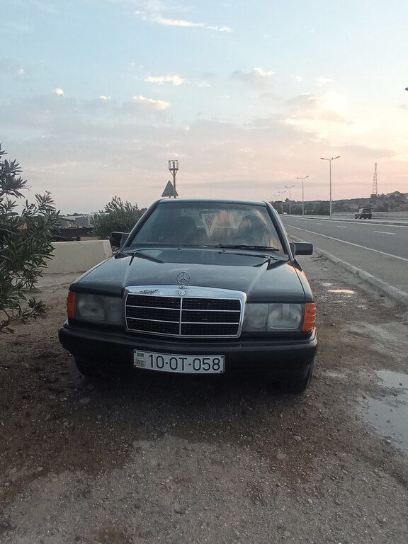 Mercedes 190, 2.0 L, 1990 il, 570 023 km 10-OT-058 — Avtomobillər, Bakı