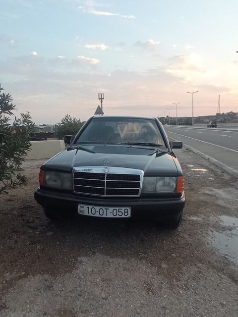 Mercedes 190, 2.0 L, 1990 il, 570 023 km — Bakı