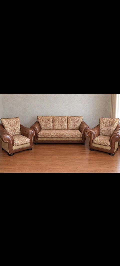 İşlənmiş, Divan, 2 kreslo — Bakı