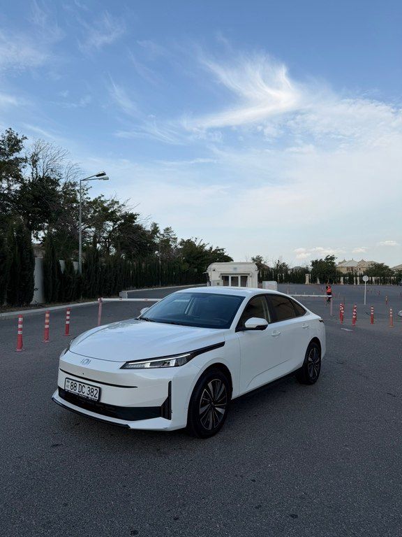 Changan Qiyuan A05, 1.5 L, 9.07 kWh, 2025 il, 9 000 km 88-DC-382 — Avtomobillər, Bakı (2)