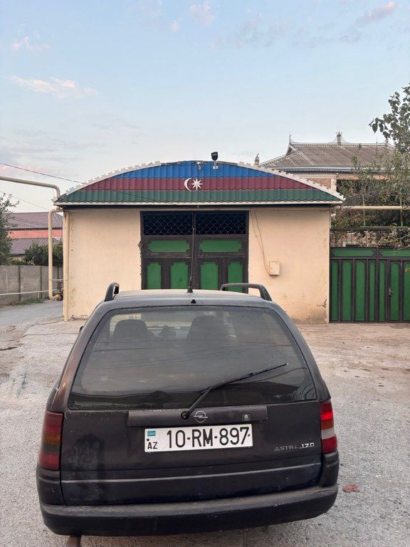 Opel Astra, 1.7 L, 1995 il, 358 000 km 10-RM-897 — Avtomobillər, Bakı (8)