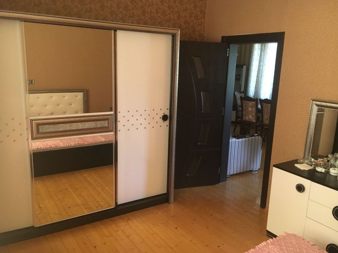 Satılır 7 otaqlı həyət evi/bağ evi 240 m² — Ev, villa, Bakı (11)