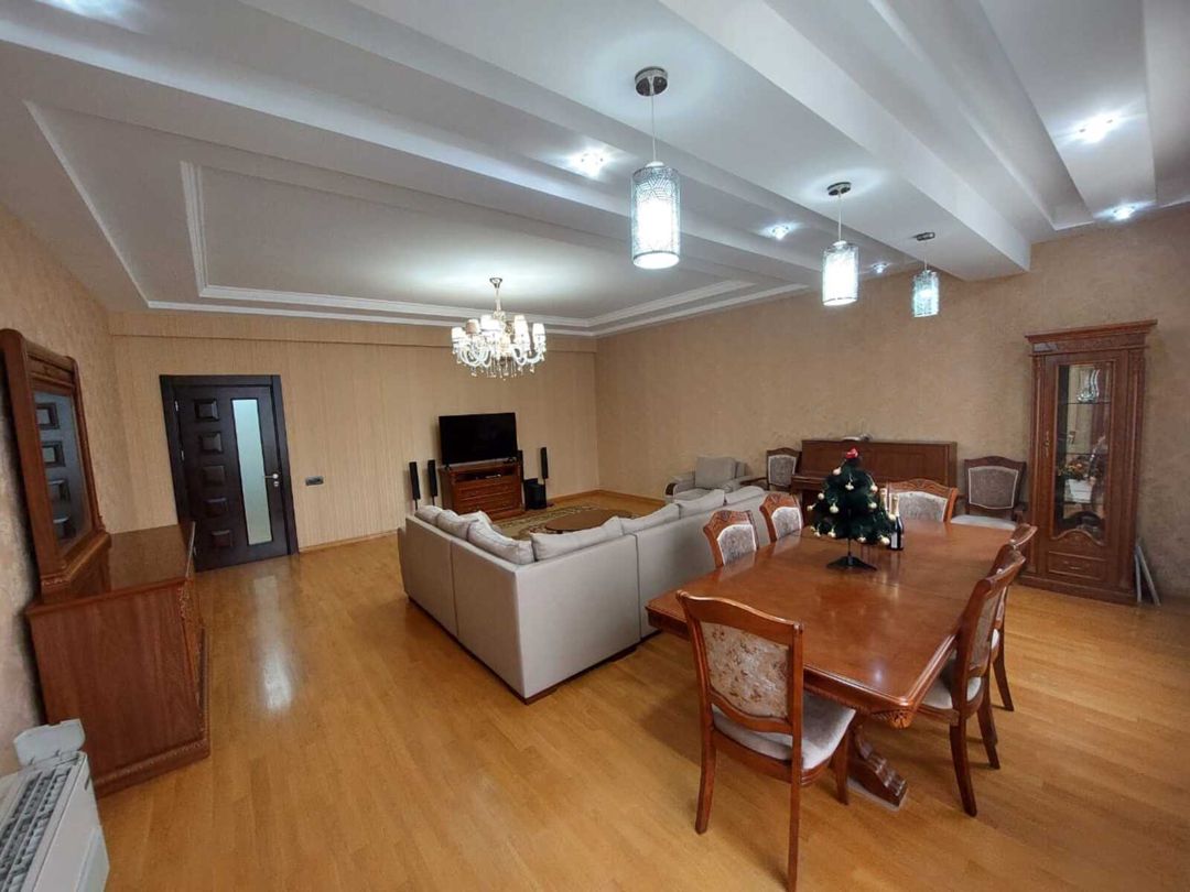 İcarəyə verilir 4 otaqlı yeni tikili 192 m² — Mənzil, Bakı (2)