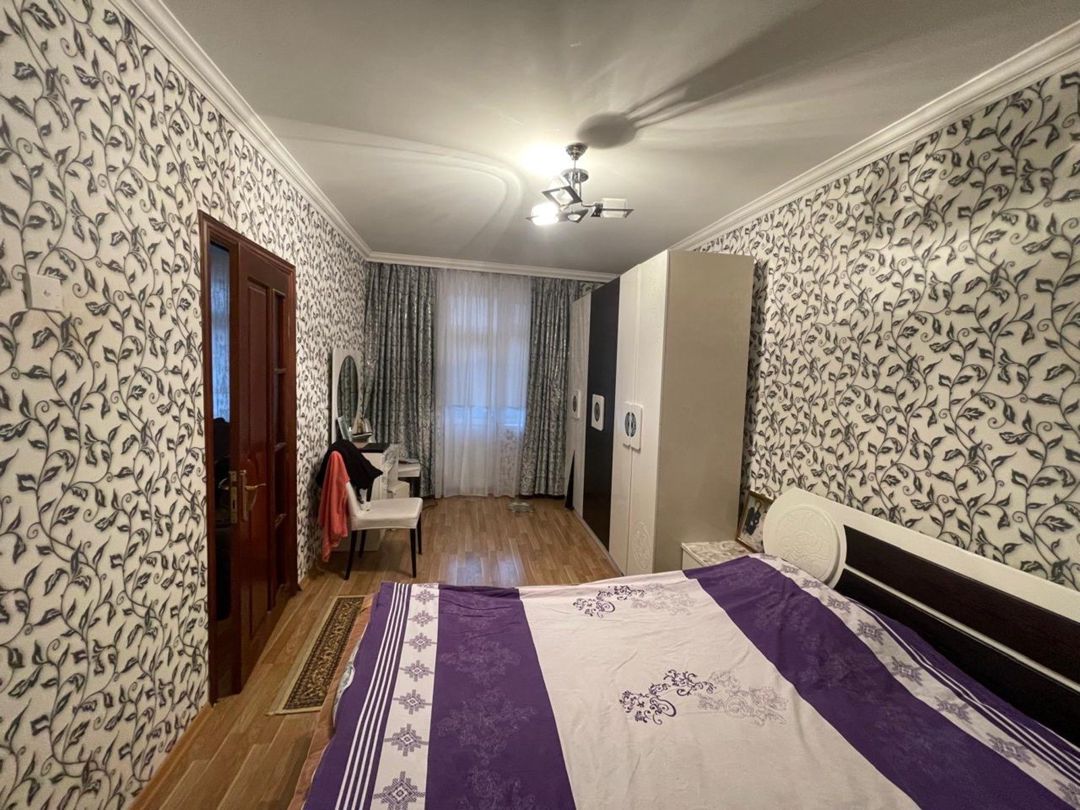 Satılır 4 otaqlı köhnə tikili 105 m² — Mənzil, Bakı (3)