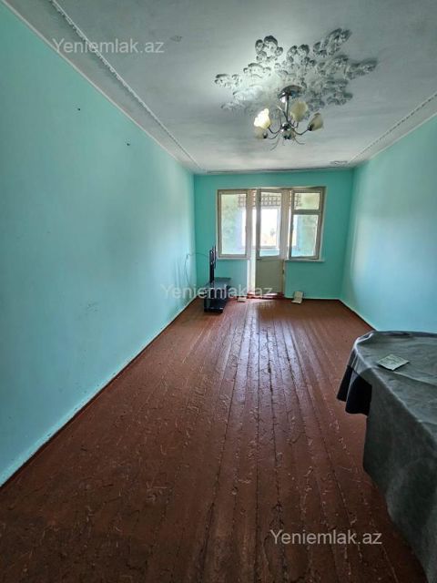 Satılır 1 otaqlı Bina evi menzil (Köhnə tikili), 32 m², 8-ci mikrorayon — Sumqayıt