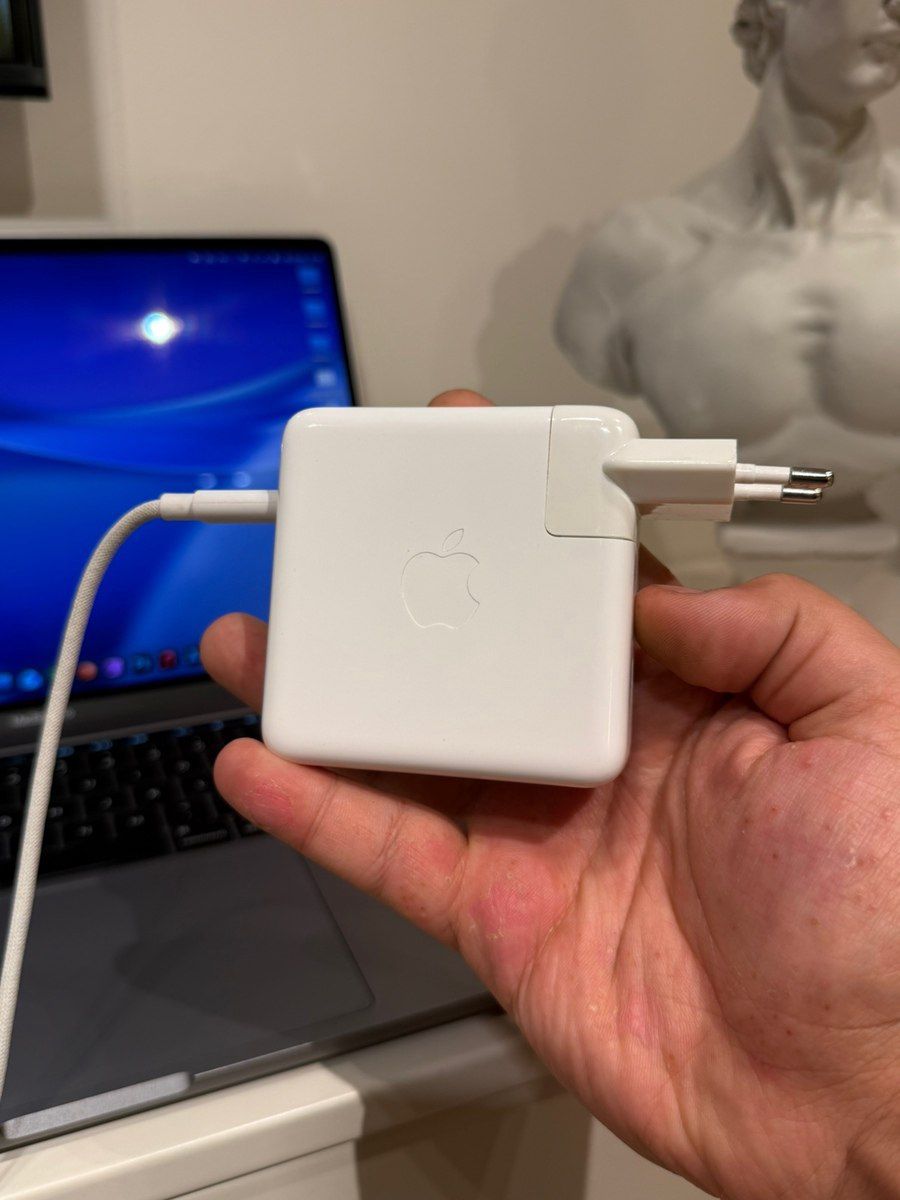 Macbook Pro 2019 16” AMD Radeon Pro 5300M — Noutbuklar, Bakı (12)
